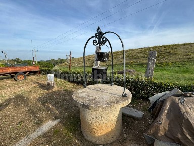 Rustico, da ristrutturare, 270 m², Lapedona