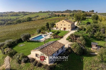 Casa colonica, ottimo stato, 556 m², Servigliano