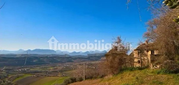 Monterubbiano, Contrada Canniccio