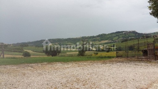 Casa colonica Strada Cura Mostrapiedi, Montegranaro