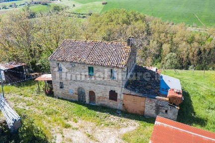 Monte Giberto, Contrada Santa Lucia