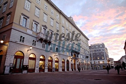 Bilocale via del Teatro 2, Città Vecchia, Trieste