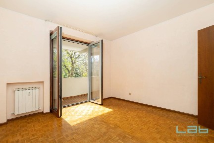 Quadrilocale via Guglielmo Marconi 22, Giardino Pubblico, Trieste