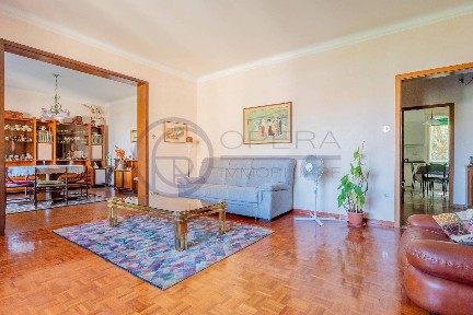 Trilocale via Tigor 23/1, San Vito - Campi Elisi, Trieste