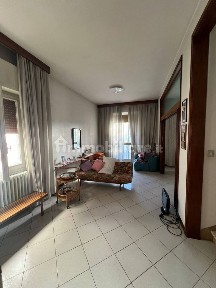 Villa unifamiliare via Roma, Centro, Agliana