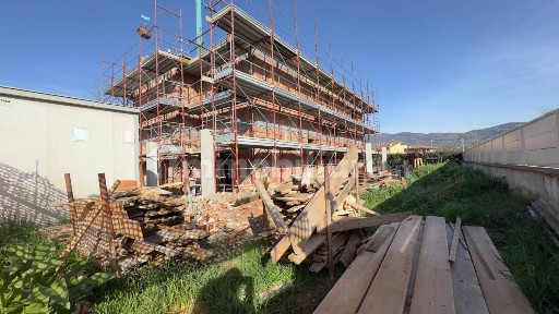 Villa bifamiliare via Bruceto, Margine Coperta Traversagna, Massa e Cozzile