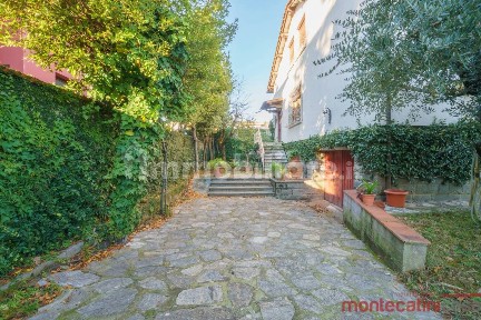Villa bifamiliare via Enrico Magnani 5/Y, Montecatini-Terme