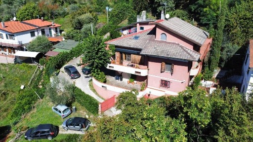 Villa bifamiliare via Fagno 67, Marliana