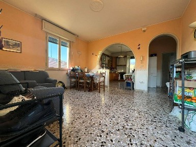 Montecatini-Terme, Via D. Guerrazzi, 1