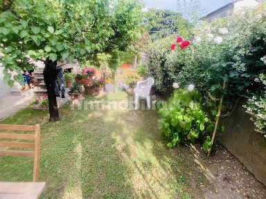 Villa unifamiliare via Fiume San c, Pistoia Ovest, Pistoia