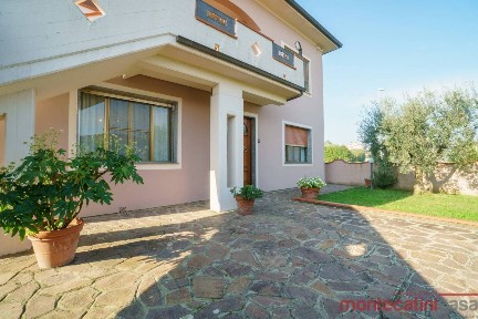 Appartamento in villa via Luacchi 335, San Rocco, Larciano