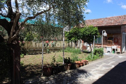 Villa unifamiliare via Dante Alighieri 8, Centro, Pescia