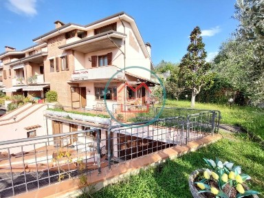 Villa unifamiliare viale Papa Giovanni XXIII, Montecatini-Terme