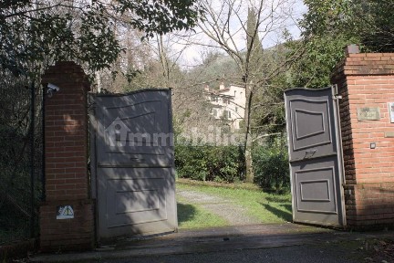 Villa unifamiliare via San Domenico 2, Centro, Pescia