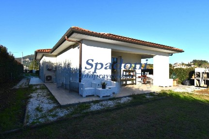 Villa unifamiliare via di Campo 76, Alberghi, Via Romana, Pescia Morta, Pescia