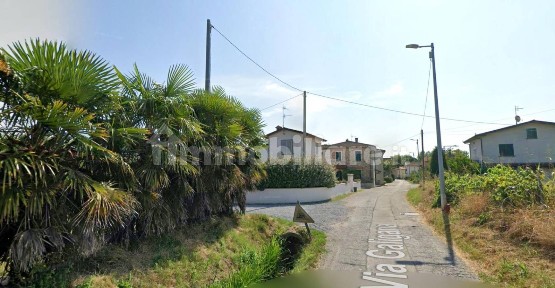 Villa all'asta via Galigana, Quarrata