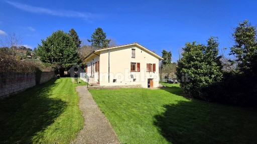 Villa unifamiliare via Chiesa 1, Centro, Marliana