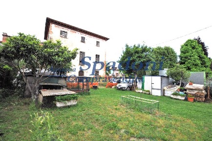 Ponte Buggianese, Via Capannone, 188