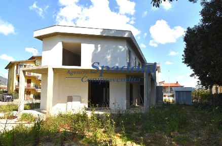 Buggiano, Via Ponte Buggianese, 72