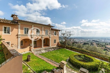 Villa unifamiliare via dei Cardellini 38, Collodi, Ponte all'Abate, Monte a Pescia, Pescia