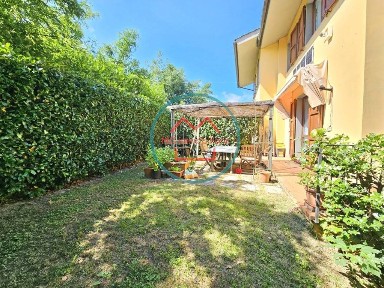 Villa bifamiliare via Goraiolo, Goraiolo, Marliana