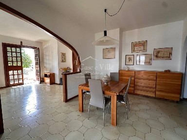 Villa unifamiliare via Ugo Foscolo 11, Centro, Montale