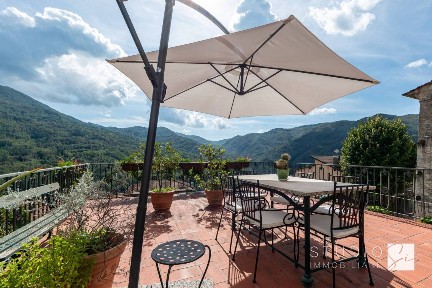 Villa unifamiliare via delle Corti, Popiglio, San Marcello Piteglio