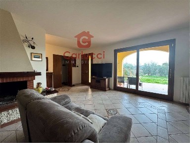 Villa unifamiliare, ottimo stato, 204 m², Uzzano