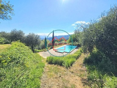Villa unifamiliare via Paradisino, Castelli, Pescia Nord, Pescia