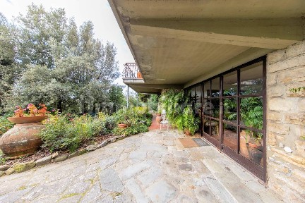 Villa unifamiliare via di Colleviti, Centro, Pescia