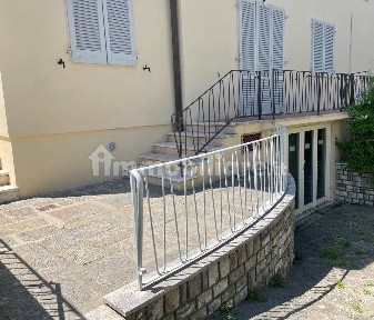 Villa bifamiliare via 27 Aprile 1859, Centro, Pescia
