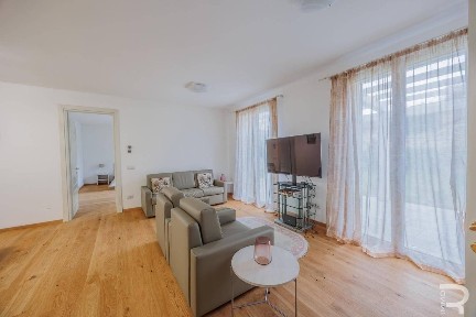 Villa unifamiliare viale 4 Novembre, Montecatini-Terme
