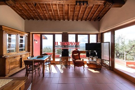 Villa unifamiliare via Santa Margherita, Castelli, Pescia Nord, Pescia