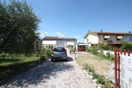 Villa unifamiliare via del Fiume 6F, Centro, Chiesina Uzzanese