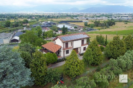 Villa unifamiliare via Forra di Castelnuovo, Cantagrillo Casalguidi, Serravalle Pistoiese