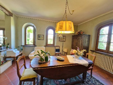 Villa unifamiliare, buono stato, 574 m², Centro, Quarrata