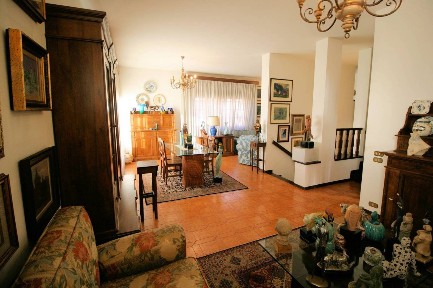 Villa unifamiliare viale Adua, Montecatini-Terme
