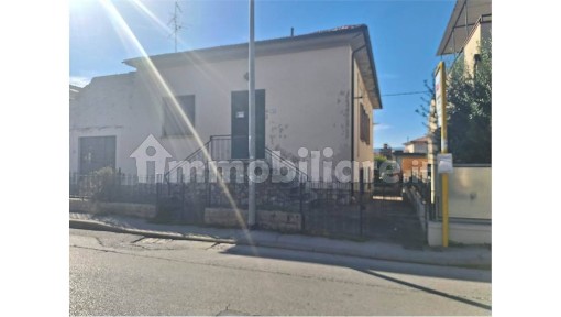 Villa unifamiliare via Risorgimento 35, Centro, Monsummano Terme