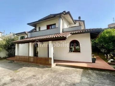Villa unifamiliare via Arrigo Boito, Montecatini-Terme
