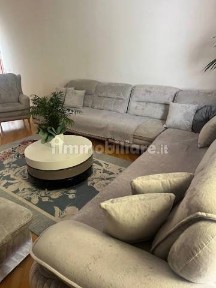 Villa bifamiliare, ottimo stato, 260 m², Centro, Agliana