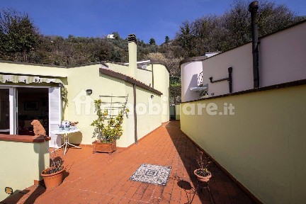 Villa unifamiliare via Colli Per Uzzano San C., Centro, Pescia