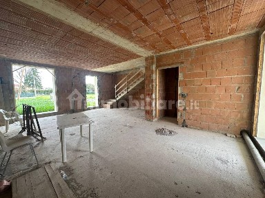 Villa bifamiliare, nuova, 120 m², Margine Coperta Traversagna, Massa e Cozzile