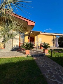 Villa unifamiliare, ottimo stato, 360 m², Santomato, Pistoia