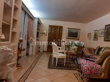 Villa bifamiliare, ottimo stato, 337 m², Fornaci, Pistoia