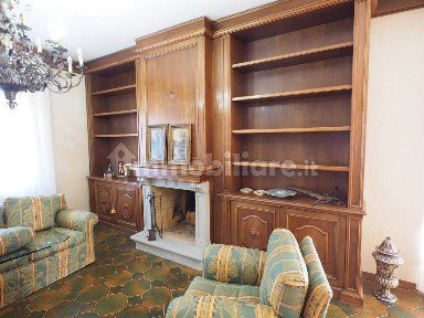 Villa unifamiliare, buono stato, 448 m², Stadio, Pistoia
