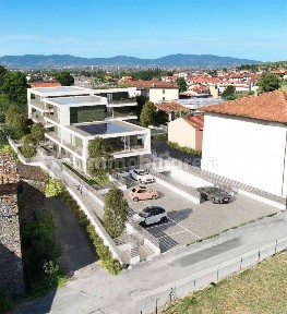 Villa unifamiliare 220 m², Montale