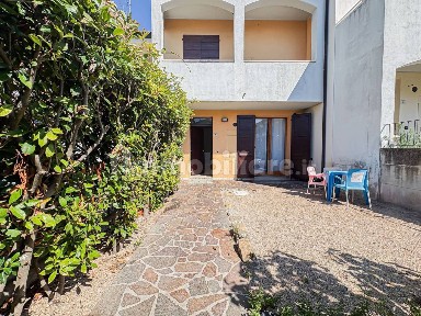 Bilocale via Giuseppe Brodolini 8, Borghi