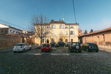Bilocale piazzetta Bernardi Novacula 6, Centro Storico, Forlì