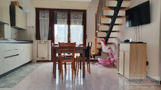 Quadrilocale buono stato, secondo piano, Petriano