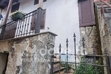 Villa unifamiliare via Cortina 49, Castelvetere sul Calore